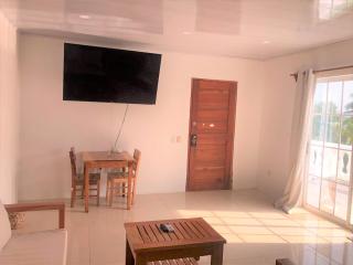 Emerald Luxe Suites - Isla Grande del Maíz - 8