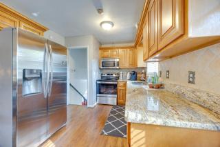 5 Mi to Trussville: Birmingham Home w/ Balcony - 2