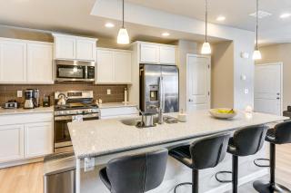 10 Mi to Fort Carson Newly Built Townhome! - 3