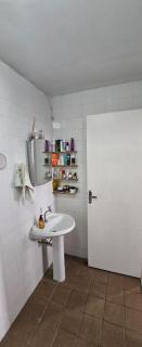 Quarto privativo em apartamento bem localizado - Salvador - 1