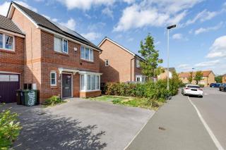 Sunset View-Luxury 2-Bed House Near Birmingham - Wednesbury - 0