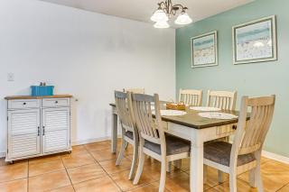 Poolside Oasis 7 Mi to Pensacola Beach Boardwalk! - 5