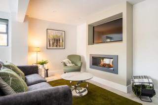 The Lodge Private Parking & Garden - - 0