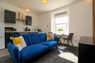 1-Bed Apartment with Sofa Bed in West Kilbride - Long Stays - Free Parking - 5