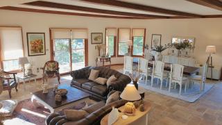 Private Villa with Panoramic View - Ayía Evthimía - 4