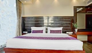 Hotel Lotus Tulip Premium Boutique Hotel- Best Rated Area Near Bus-stand and Railway station - Mathura - 3
