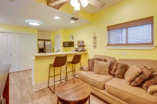 Port Aransas Home Private Pool Less Than 1 Mi to Beach! - 3
