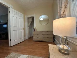 Charming 2BR Home with Office - Cleveland - 1