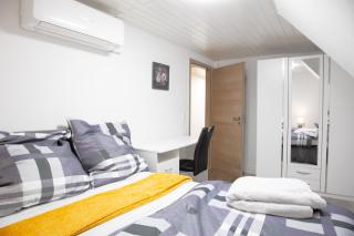 F&F Suites Ilsfeld DG, zentrale Lage, Autobahnnähe & kostenfreie Privatparkplätze - Ilsfeld - 5