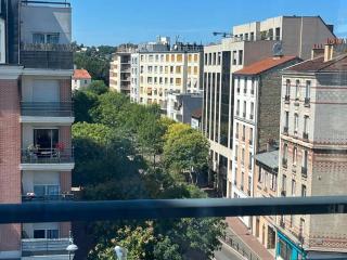 Beau studio avec vue sur Paris - 1