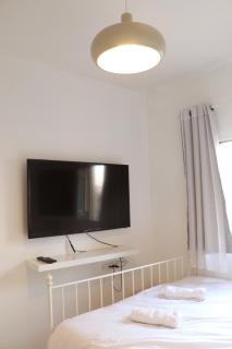 Beautiful 1 Bedroom apartment next to Hacarmel Market and the Royal Beach - Tel Aviv - 3