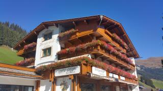 Pension Bergkristall - 9