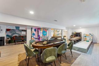 Burkes Beach Mansion - The Most Epic Experience - 2