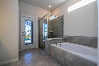 Super Mario 10bed home w Free Resort Access 16295 - Orlando - 1