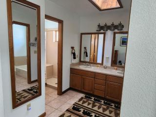 Take a break from it all escape to the mountains - 1