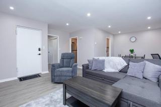 Entire Home with Washer, Dryer and Smart TV - 30 Min NYC - East Orange - 1
