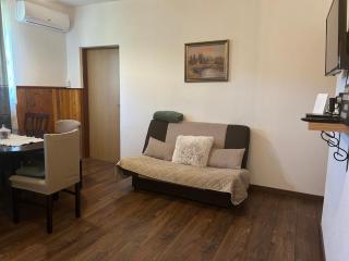 Guesthouse D&D - Ličko Petrovo Selo - 1