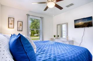 Summer Spot! Glam it Up Cottage 5min drive to San Marco Sleeps 9 - 8