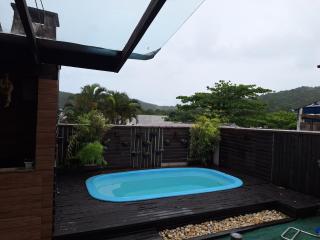Bombinhas, Casa, 3 quartos, c piscina em Bombas - SC - Bombinhas - 0