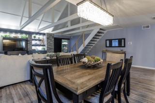 573 Queen's Grant - 1