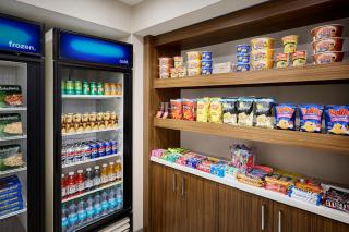 Holiday Inn Express & Suites Kitchener Southeast by IHG - Kitchener - 2