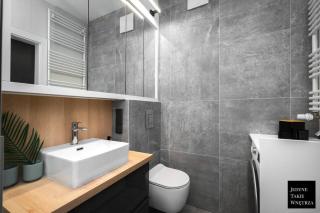 Premium Apartments with FREE Parking Near Muzeum Powstania - 3