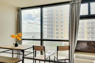 Oceanfront Daytona Beach Studio with Pool Access - Daytona Beach - 9