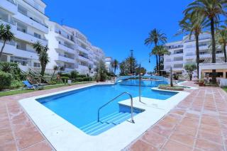 Duplex en 1ª linea de playa en Marbella - 2