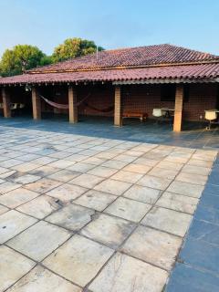 Casa com piscina enorme - Itatiaia - 2