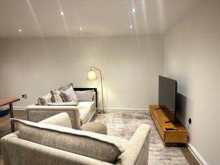 The Hideaway Apartment - 5 STARS with Visit Cleethorpes - New Waltham - 0
