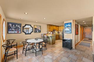 New! Beach Cruzen - Crystal Beach - Lakefront - Beach - Seasonal Pool - McCall - 6