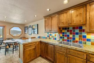 New! Beach Cruzen - Crystal Beach - Lakefront - Beach - Seasonal Pool - McCall - 2