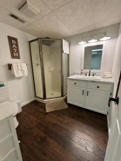 The Hilltop Cabin - Goshen - 8