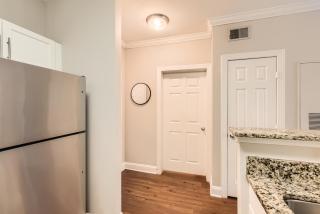 Crest At Midtown 4505 L 1 Bedroom 1 Bathroom - Atlanta - 4