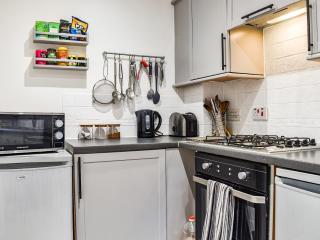 Coopers Townhouse - Cottage - Worle - 4