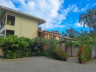 Infiniti Hotel - Puerto Viejo - 3