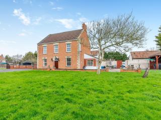 Mulberry House - 0