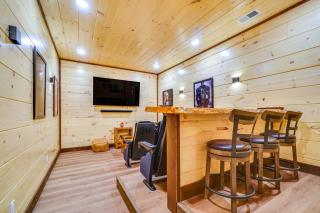 Indoor Pool and Hot Tub Sevierville Retreat! - Dandridge - 7