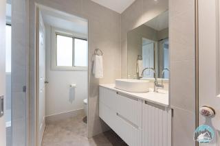 Spacious 4-Bedroom House in Peaceful Epping - Epping - 1