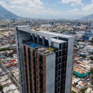 Premier Monterrey Retreat 5 - 5