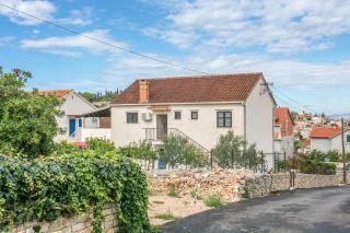 Apartments with a parking space Sutivan, Brac - 744 - 9