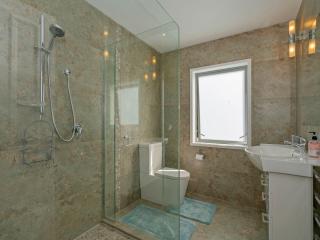 Hosts on the Coast Beach on Buffalo - 4