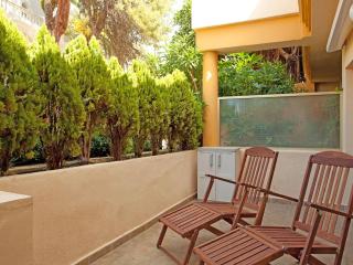 Beachside apartment with shared pool - Marbella - 3
