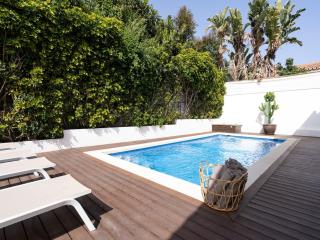 Villa Madrugada, beachside villa in Costabella - 0