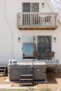 Private Waterfront on West Bay with Hot Tub! - 3