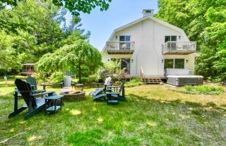 Private Waterfront on West Bay with Hot Tub! - 8