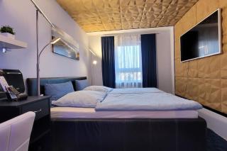 Unique Munich Apartment - 7