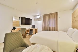 Gimhae Hotel NEXT - Gimhae - 7