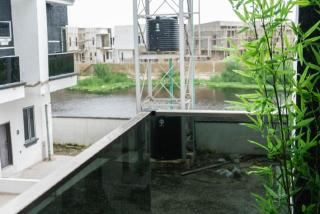 Modern 4-Bedroom Duplex with Home Office Option - 5