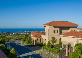 Camphortree Hotel and Resort - 2